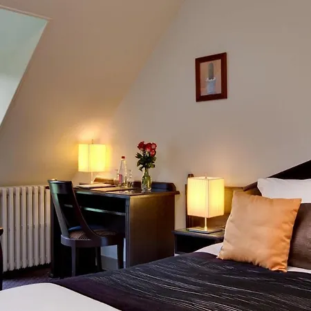 Le Pavillon De Gouffern 3*