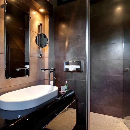 Szálloda Le Pavillon De Gouffern 3*