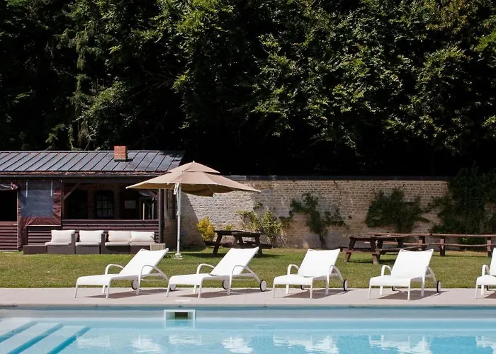 Le Pavillon De Gouffern Hotel 3*