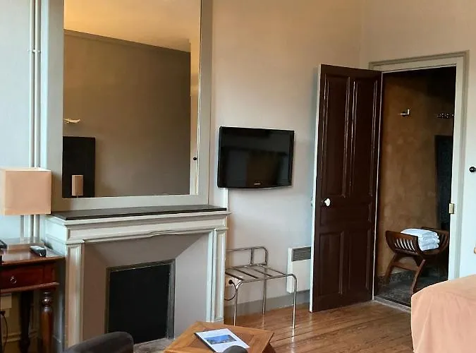 Le Pavillon De Gouffern Hotel