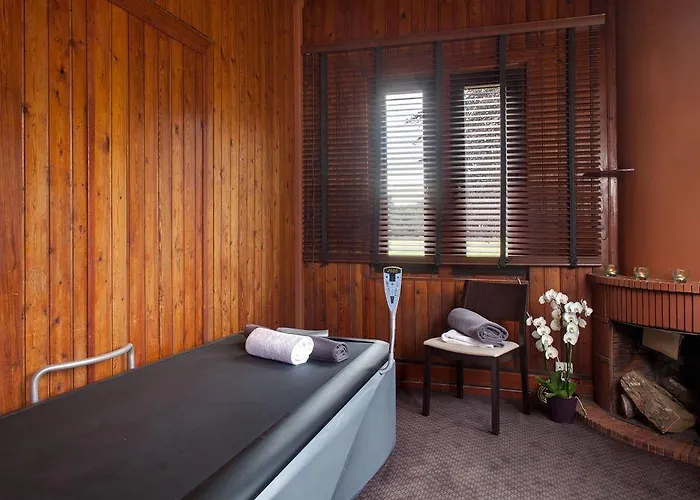 Le Pavillon De Gouffern 3*