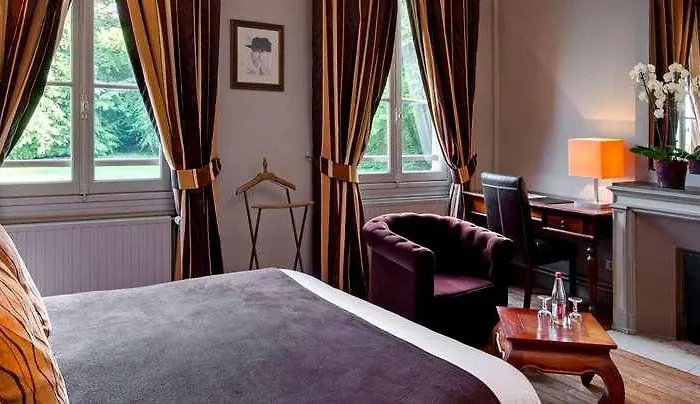Le Pavillon De Gouffern Hotel 3*