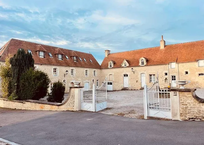 Hotel Le Pavillon De Gouffern 3*