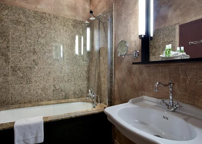 Le Pavillon De Gouffern Silli-en-Gouffern