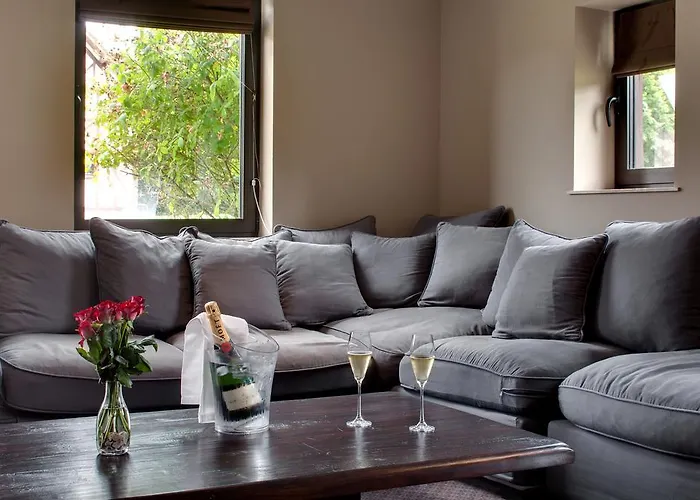 Hotel Le Pavillon De Gouffern