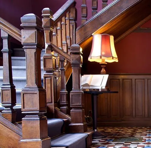 Hotel Le Pavillon De Gouffern